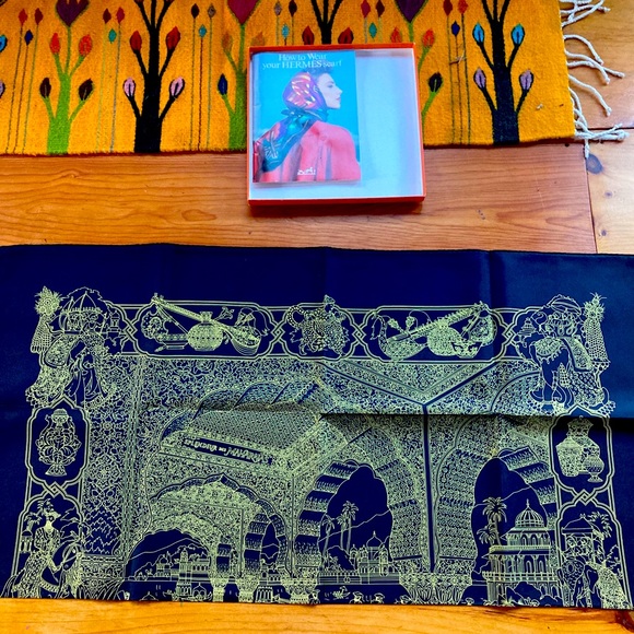 Vintage Hermès Scarves - Picture 1 of 16